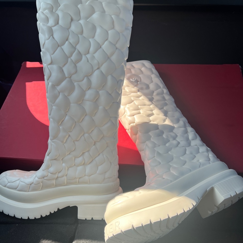 Valentino Garavani 03 Rose Edition 3D Rubber Rain Boots